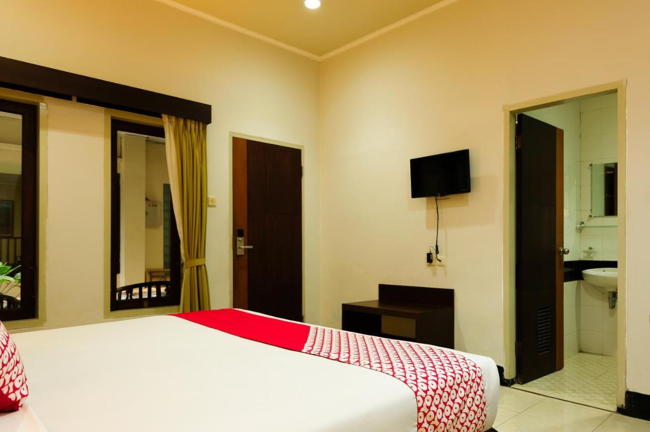 Maktal Hotel Матарам Экстерьер фото